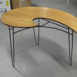 582 8147 LAMP TABLE